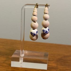 Wood and porcelain earrings